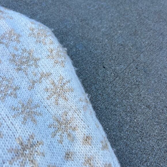 Lucky Brand Cream Gold Star Snowflake Crew Neck Pullover Sweater Large - Picture 7 of 8